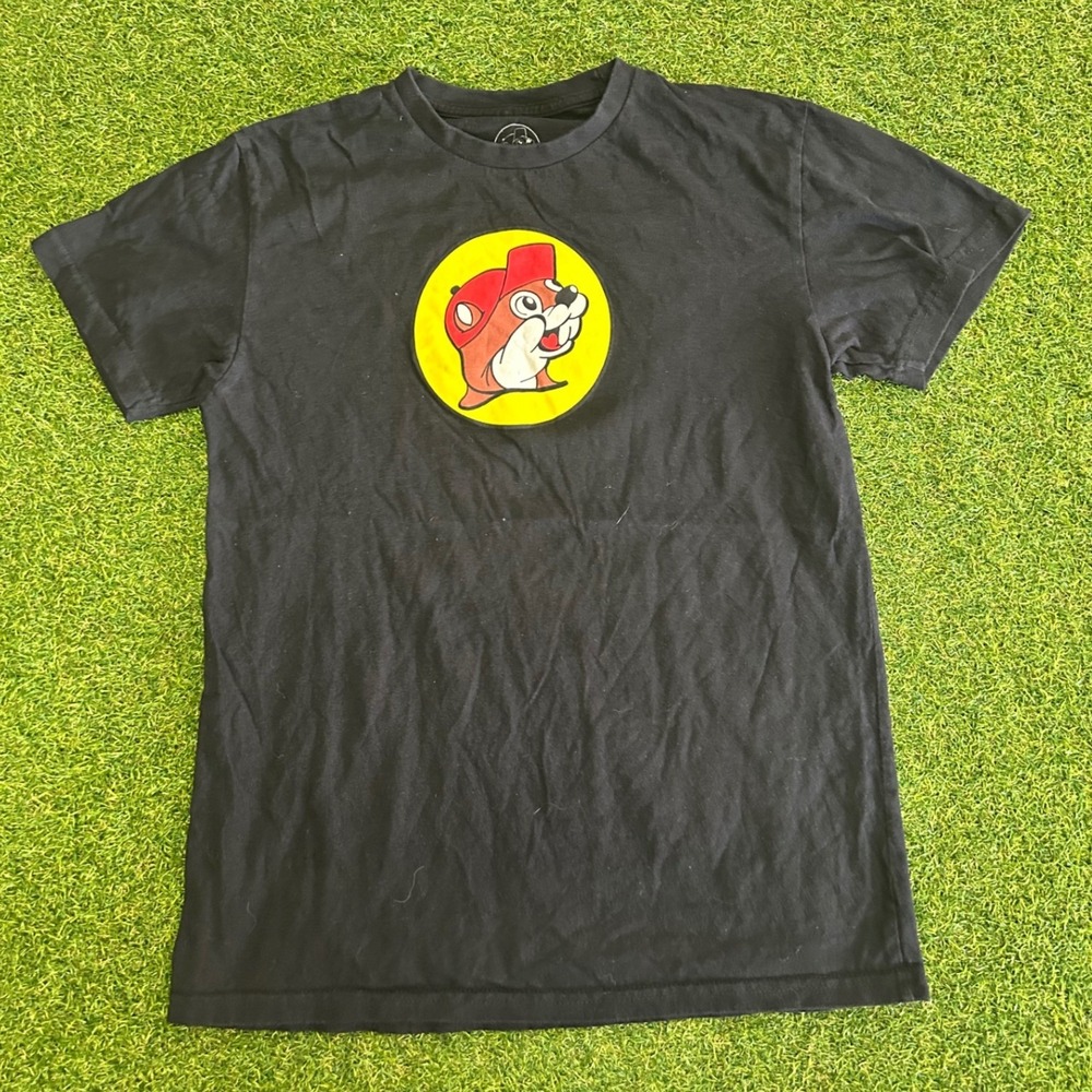 Buc-ee's Beaver Logo Graphic T-Shirt Black Small Red Hat Texas Souvenir Tee